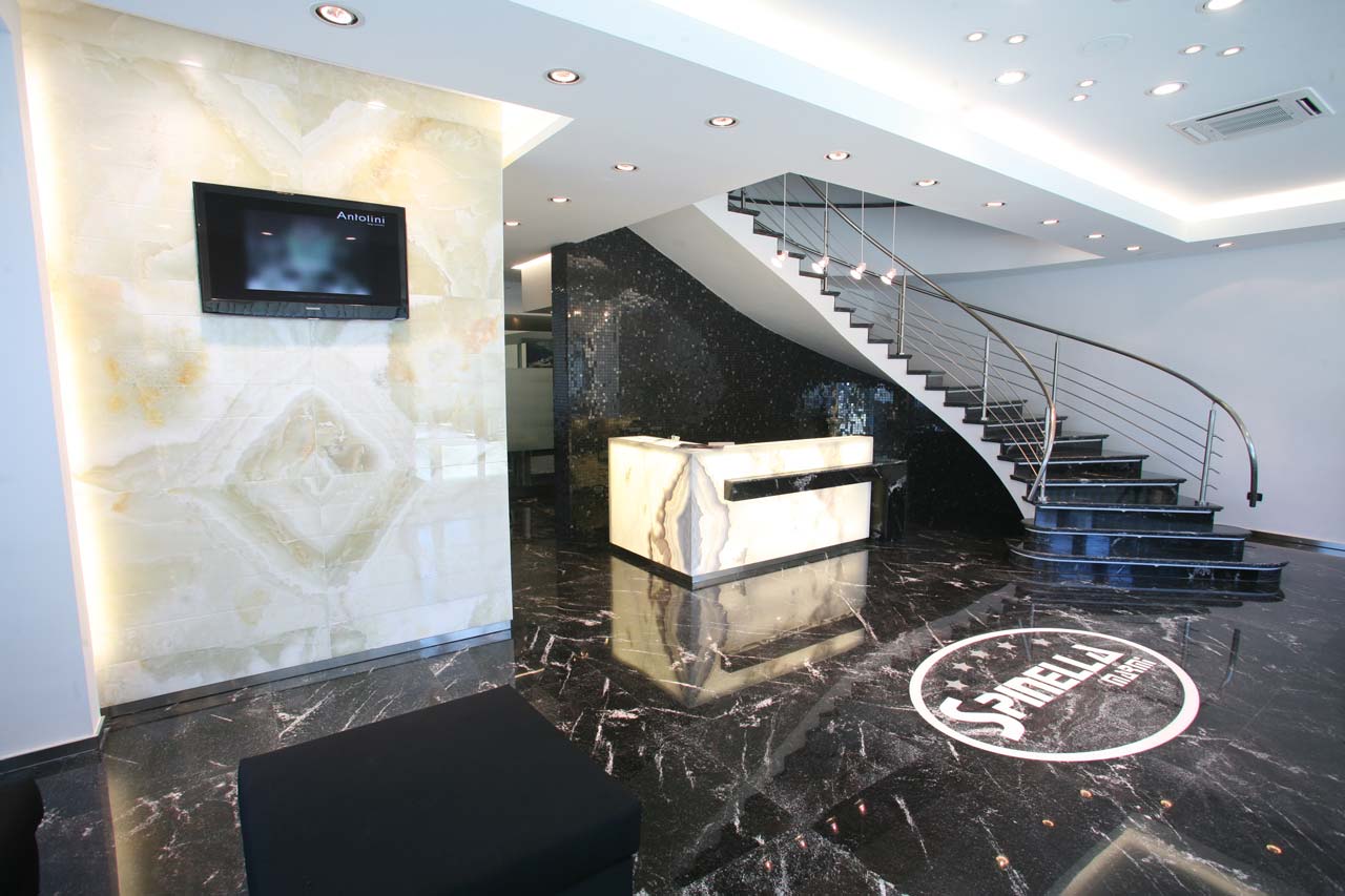 spinella-ingresso-showroom-rc Spinella Marmi Uffici