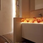 onice miele bagno spinella marmi group